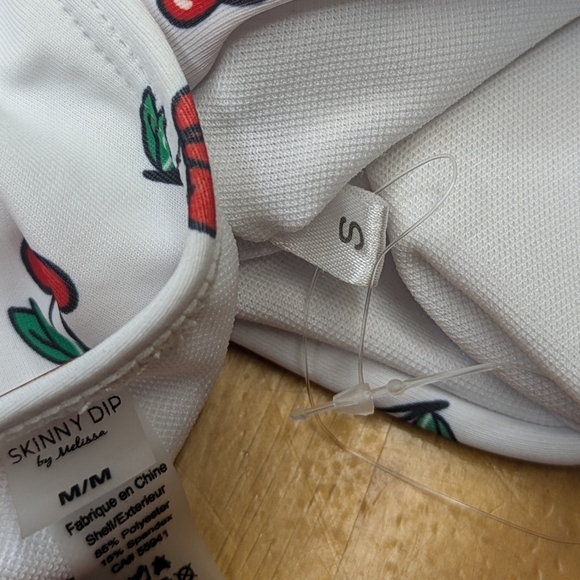 2/$25-Skinny Dip Cherry Print Y2K Vibes Highrise Bikini With Tie Top Size S/M - Picture 7 of 10